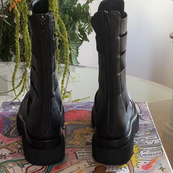 Jeffrey Campbell size 8.5 Black/Noir gladiator boot sandal from Free People - Picture 3 of 12